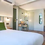 Otel 10 Opera By Happyculture 3*