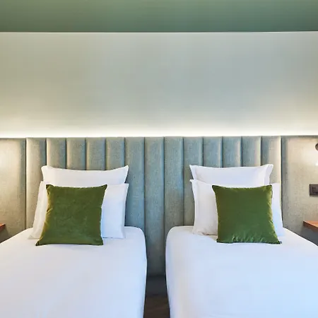 Szálloda 10 Opera By Happyculture 3*