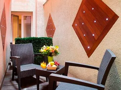 Hotel 10 Opéra By Happyculture 3*