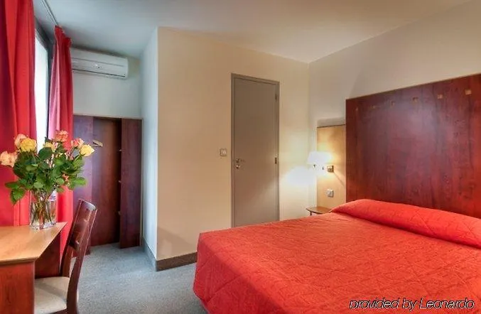 Hotell 10 Opera By Happyculture