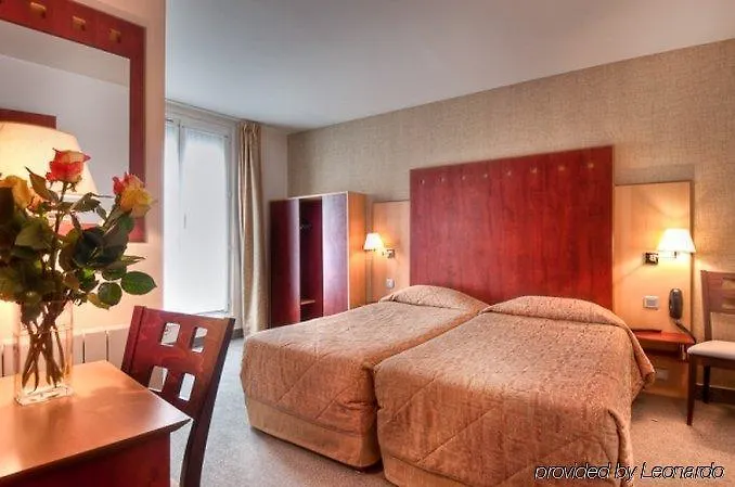 Hotell 10 Opera By Happyculture 3*